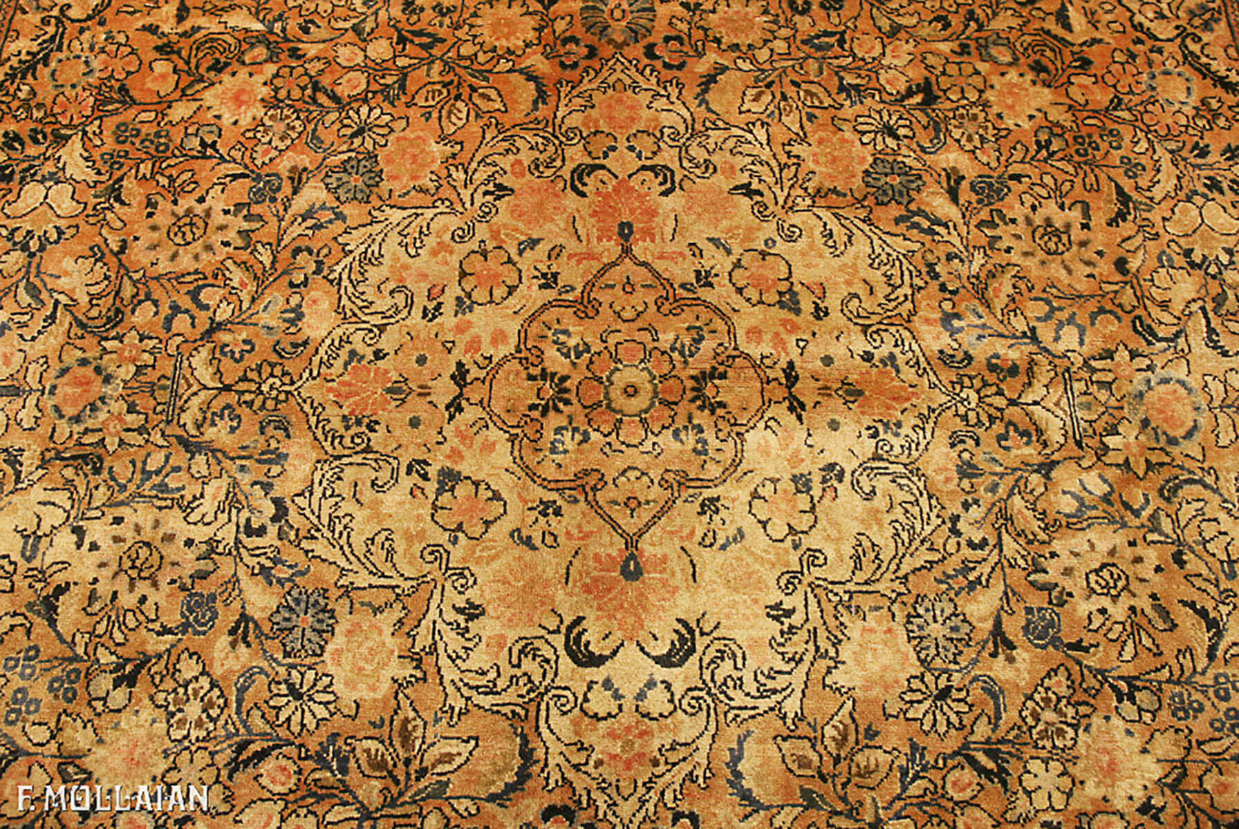 Semi-Antique Persian Saruk Carpet n°:49309672